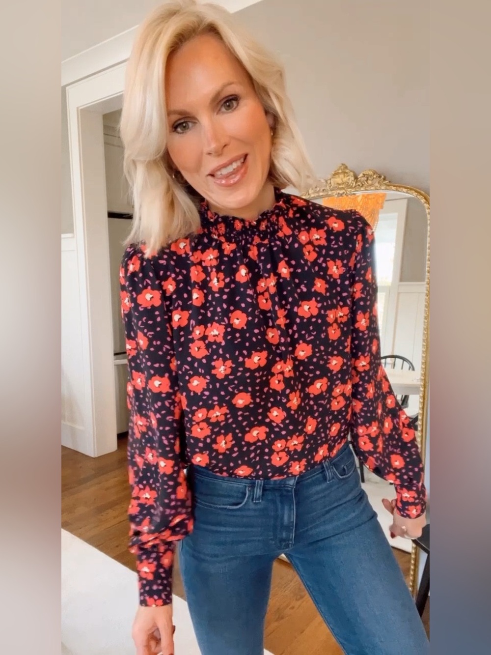 Sanctuary EVEREVE  
Romance Floral Smocked Puff Sleeve Blouse Mock Neck Small